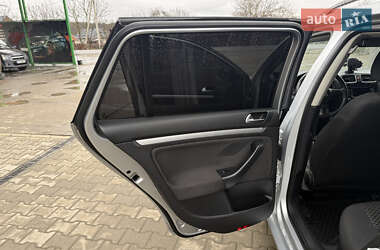 Универсал Volkswagen Golf 2012 в 