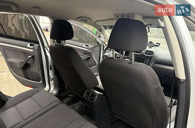 Универсал Volkswagen Golf 2012 в 
