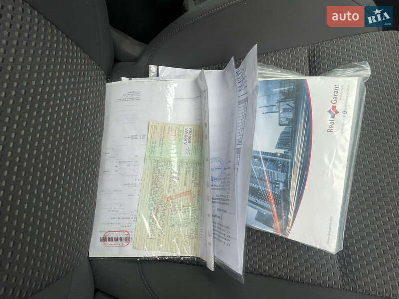 Універсал Volkswagen Golf 2009 в Луцьку