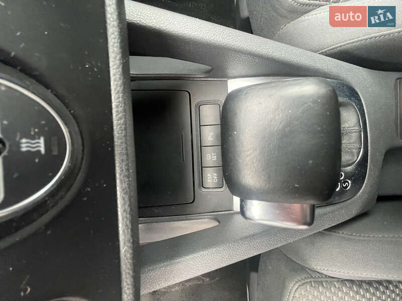 Універсал Volkswagen Golf 2009 в Луцьку