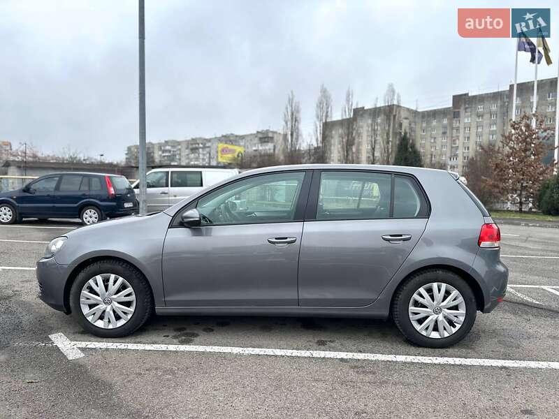 Хетчбек Volkswagen Golf 2009 в Івано-Франківську