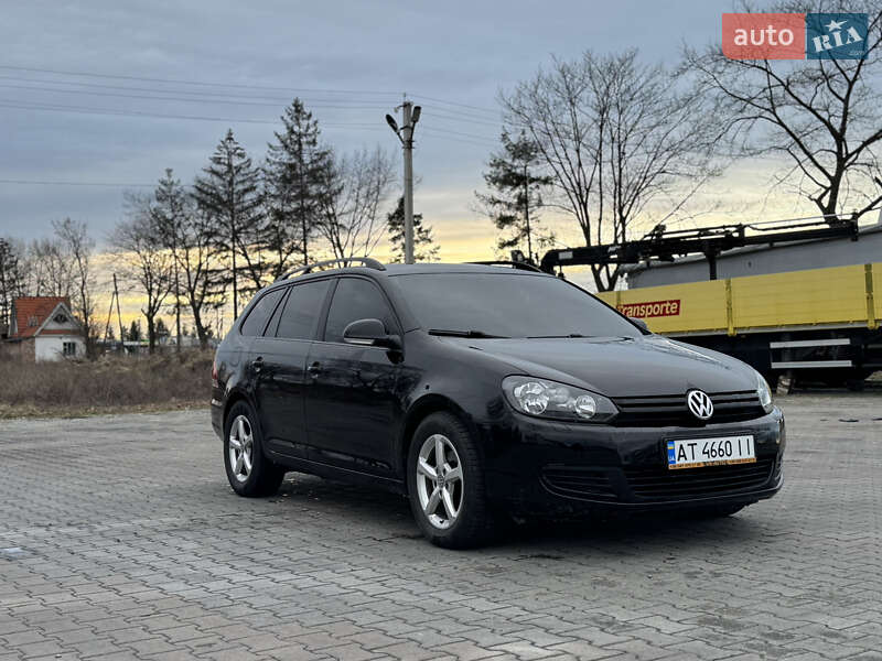 Універсал Volkswagen Golf 2011 в Заболотові