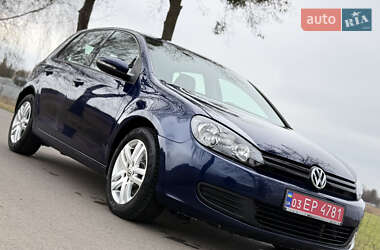 Хетчбек Volkswagen Golf 2010 в Львові