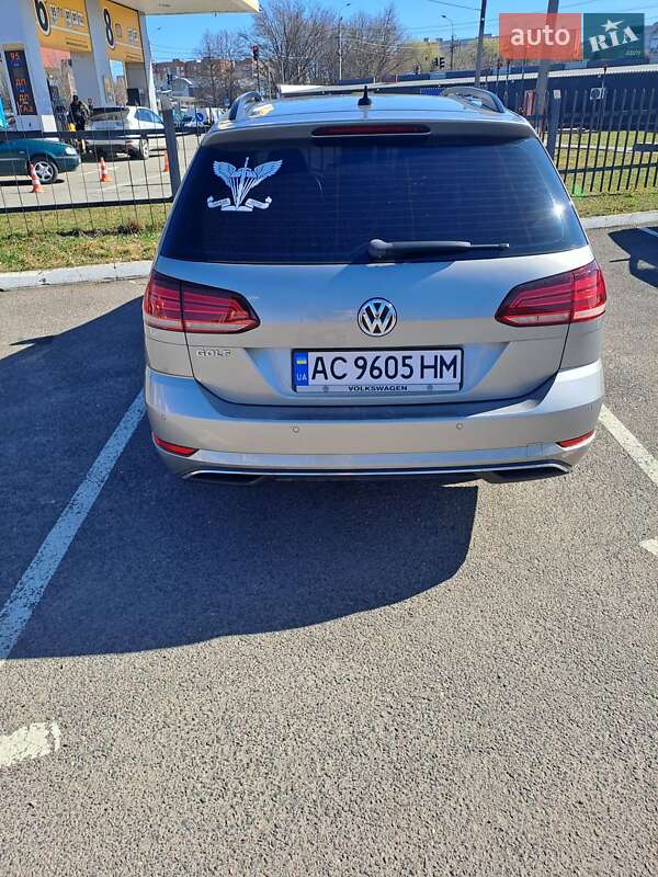 Універсал Volkswagen Golf 2018 в Луцьку