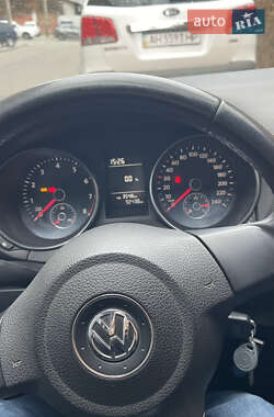 Хэтчбек Volkswagen Golf 2009 в 