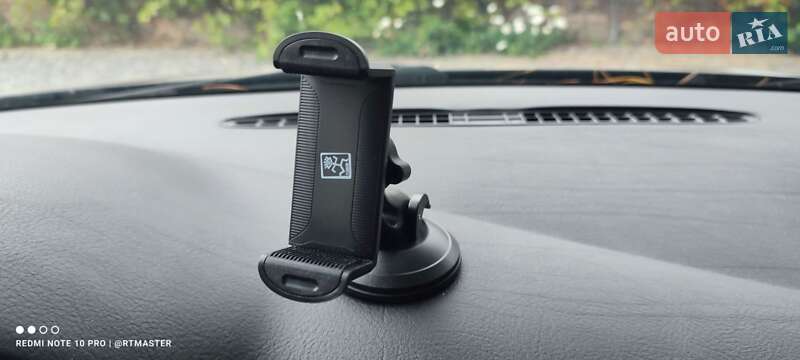 Універсал Volkswagen Golf 2001 в Києві