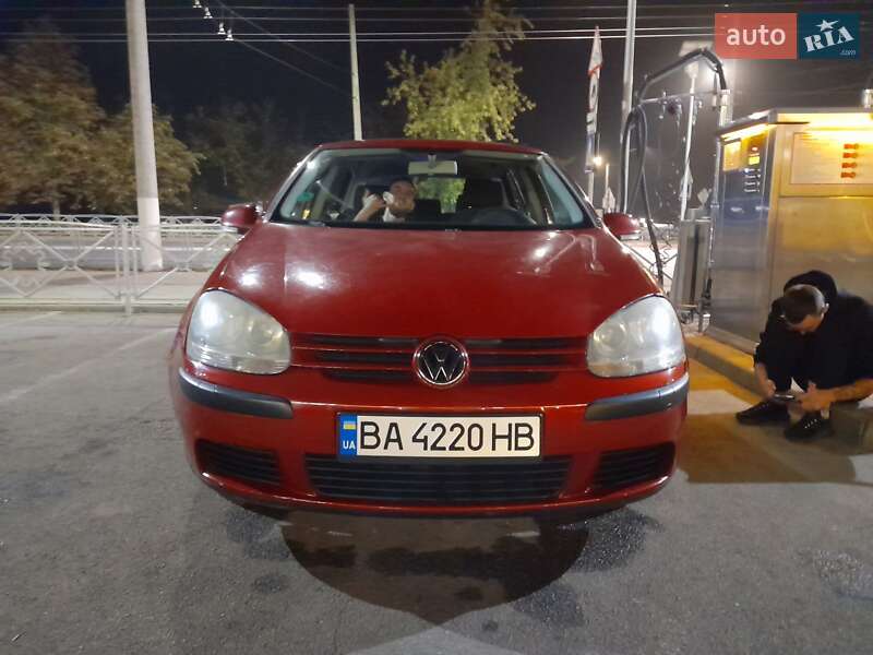 Volkswagen Golf 2003