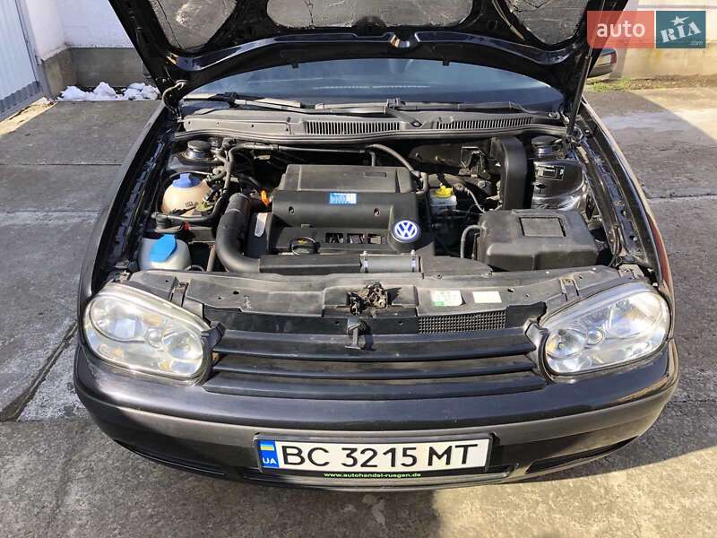 Хетчбек Volkswagen Golf 2003 в Дрогобичі