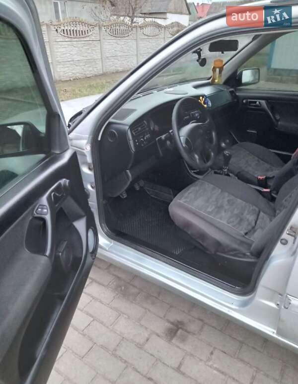 Універсал Volkswagen Golf 1998 в Сарнах