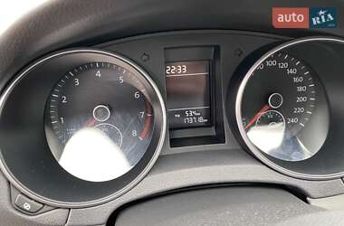 Хэтчбек Volkswagen Golf 2010 в 