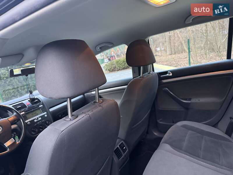 Универсал Volkswagen Golf 2007 в Шепетовке