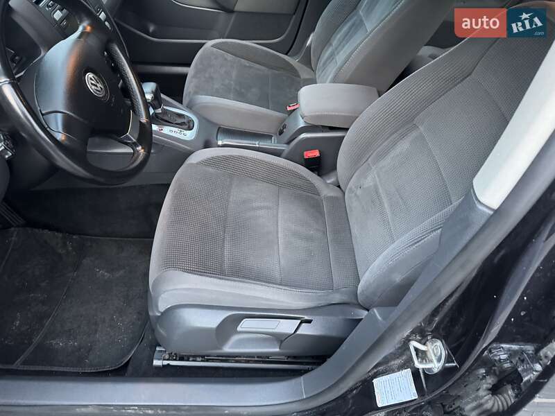 Универсал Volkswagen Golf 2007 в Шепетовке