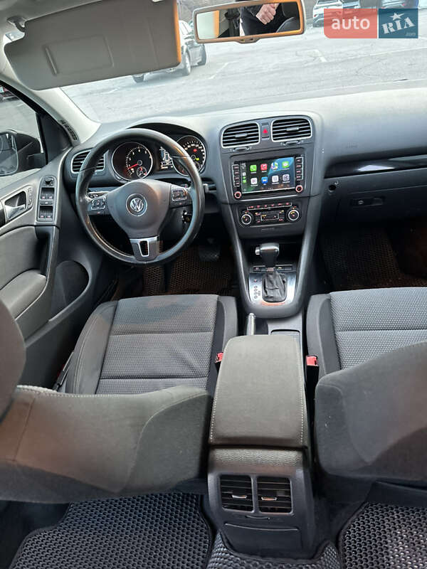 Хэтчбек Volkswagen Golf 2008 в Белой Церкви