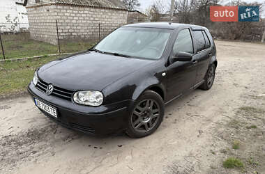 Хетчбек Volkswagen Golf 2001 в Дніпрі