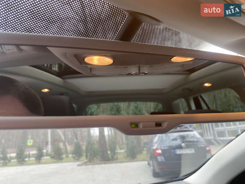 Универсал Volkswagen Golf 2010 в Луцке