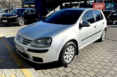 Хэтчбек Volkswagen Golf 2004 в Житомире