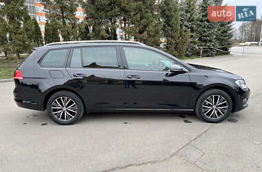 Универсал Volkswagen Golf 2017 в 