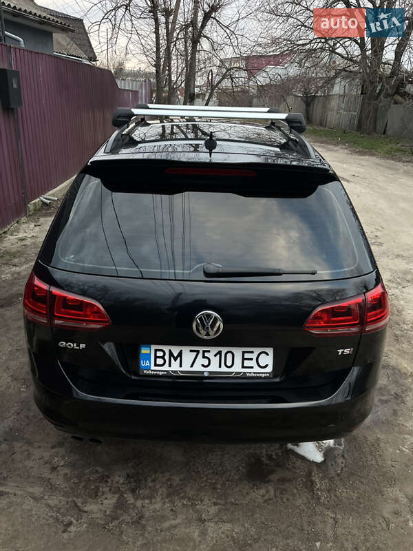 Универсал Volkswagen Golf 2015 в Сумах