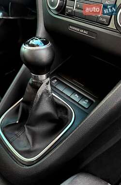 Універсал Volkswagen Golf 2010 в 