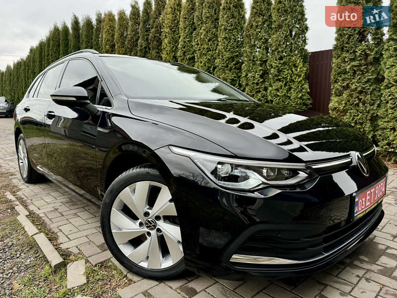 Универсал Volkswagen Golf 2022 в 