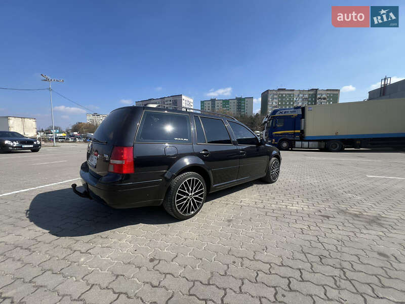 Універсал Volkswagen Golf 2003 в Львові