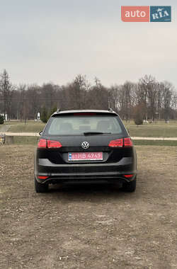 Универсал Volkswagen Golf 2015 в 