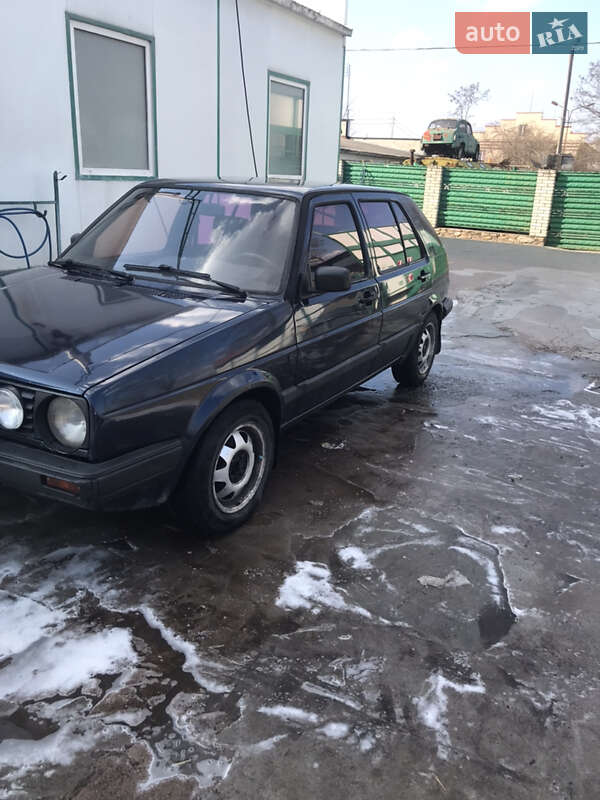 Хэтчбек Volkswagen Golf 1989 в Каменке-Бугской