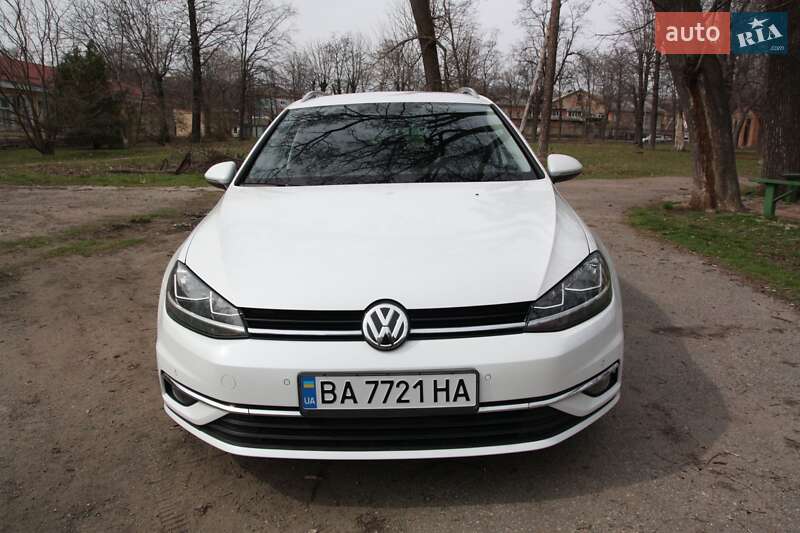 Универсал Volkswagen Golf 2017 в Кропивницком фото 41 Универсал Volkswagen Golf 2017 в Кропивницком