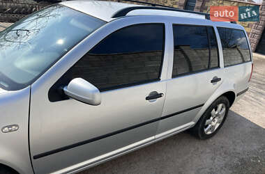 Универсал Volkswagen Golf 2006 в 