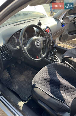 Универсал Volkswagen Golf 2006 в 