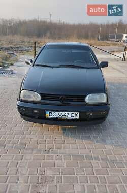 Хэтчбек Volkswagen Golf 1994 в 