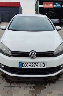 Хэтчбек Volkswagen Golf 2009 в 