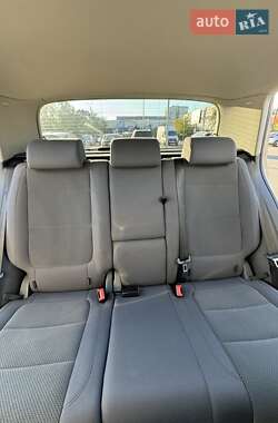Хэтчбек Volkswagen Golf 2005 в 