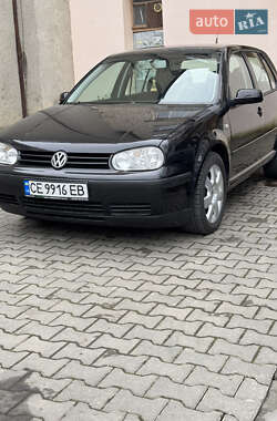 Volkswagen Golf 2003