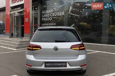 Хэтчбек Volkswagen Golf 2020 в 