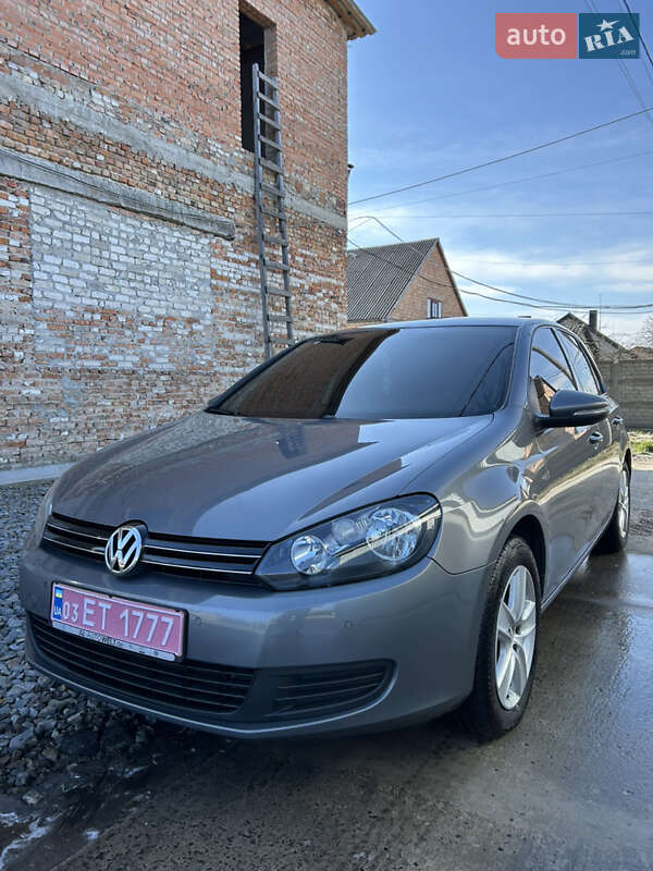 Хетчбек Volkswagen Golf 2009 в Луцьку