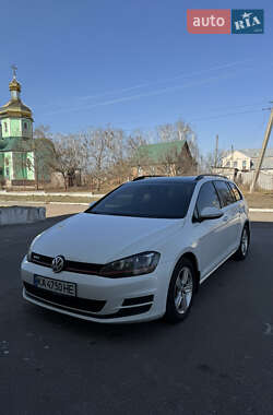 Універсал Volkswagen Golf 2015 в 