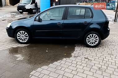 Хетчбек Volkswagen Golf 2007 в 