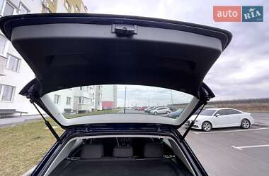 Хэтчбек Volkswagen Golf 2006 в 