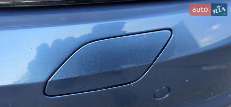 Хэтчбек Volkswagen Golf 2013 в Киеве