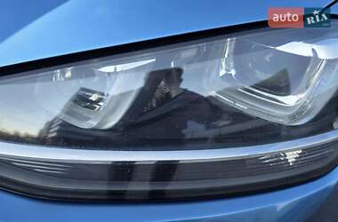 Хэтчбек Volkswagen Golf 2013 в 