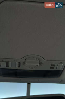 Хэтчбек Volkswagen Golf 2002 в 