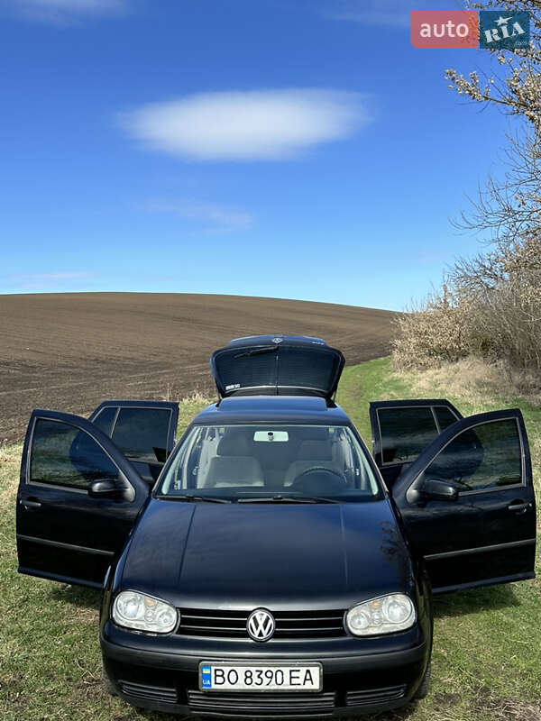 Хетчбек Volkswagen Golf 2000 в Тернополі