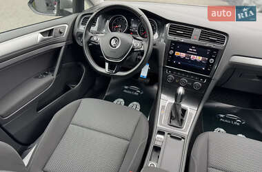 Універсал Volkswagen Golf 2019 в 