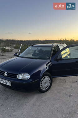 Универсал Volkswagen Golf 2000 в 