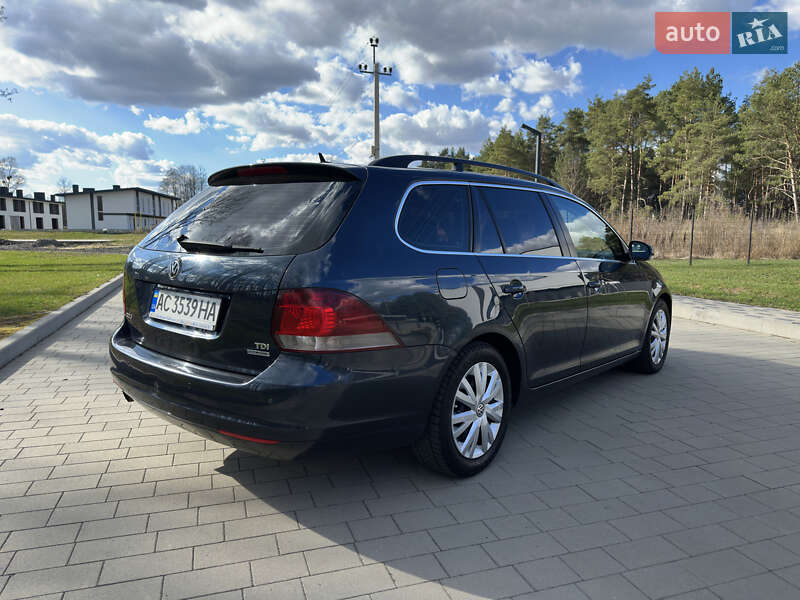 Універсал Volkswagen Golf 2010 в Ковелі