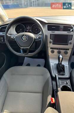 Универсал Volkswagen Golf 2015 в 