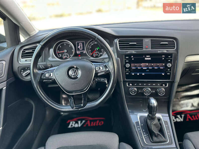 Універсал Volkswagen Golf 2019 в Бродах