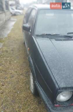 Хэтчбек Volkswagen Golf 1986 в 