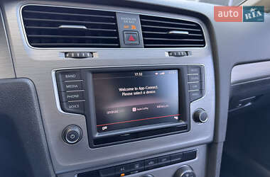 Универсал Volkswagen Golf 2015 в 